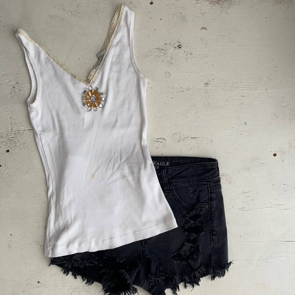 [ Avenue of the Stars White Jeweled Tank Top ] L